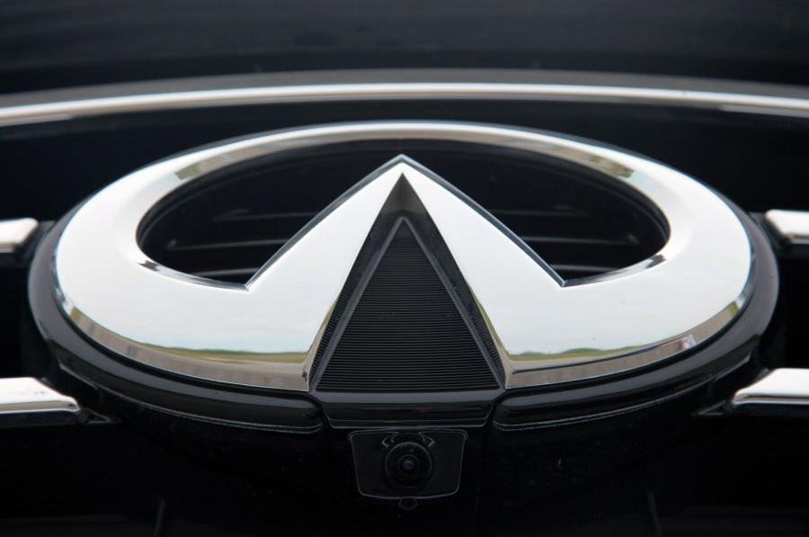  Infiniti JX35 2013 года  (фото 24 из 95)